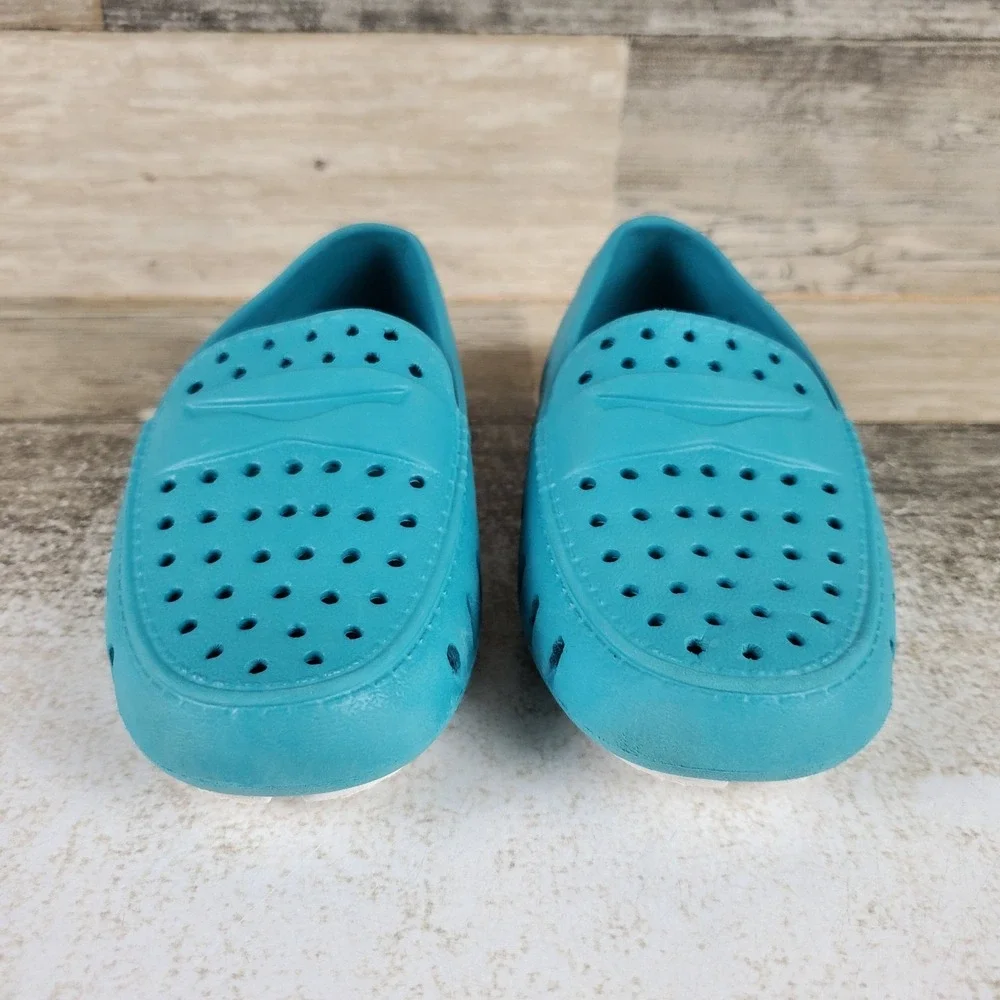 Floafers Prodigy Driver Shoes Kids Sz 8 Bristol Blue Bright White Waterproof